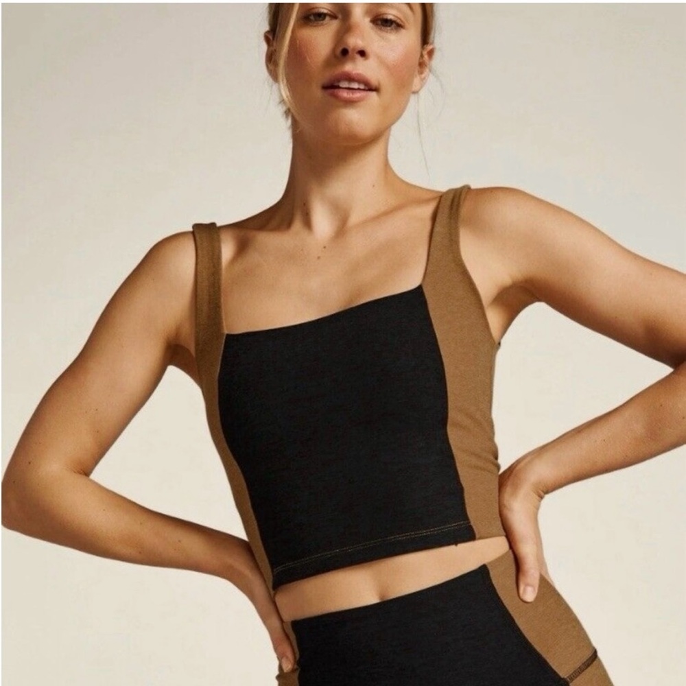 Beyond Yoga Spacedye Colorblock Cropped
Tank